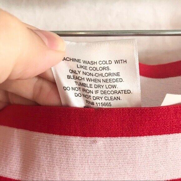 Crunchyroll "Yuri!!! On Ice" NWT Women's Junior Small Red & White Active Pants - Picture 4 of 9